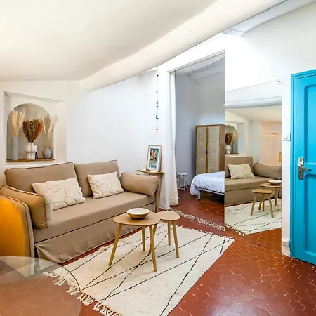 Apartment Petit Nid Par Dodo-a-cassis